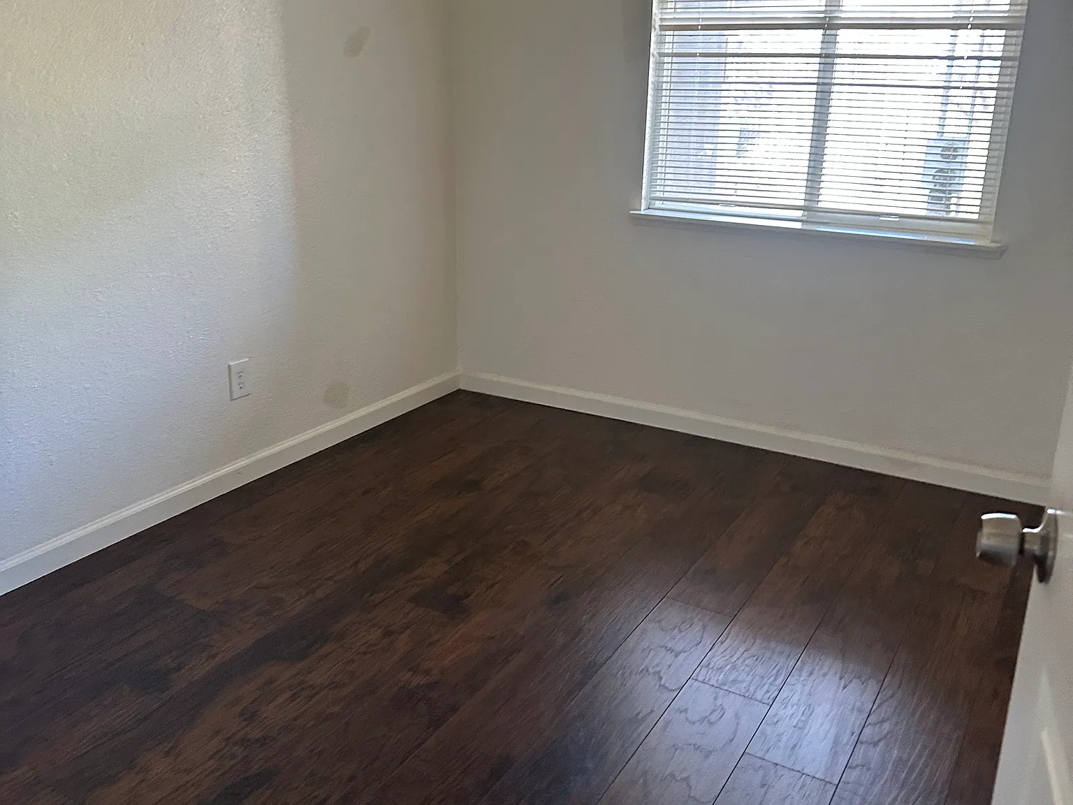 1 bed, 500 sqft, $1,350 — Photo 4