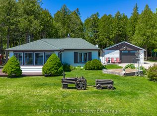 94 Tamarac Rd, Northern Bruce Peninsula, ON N0H2M0