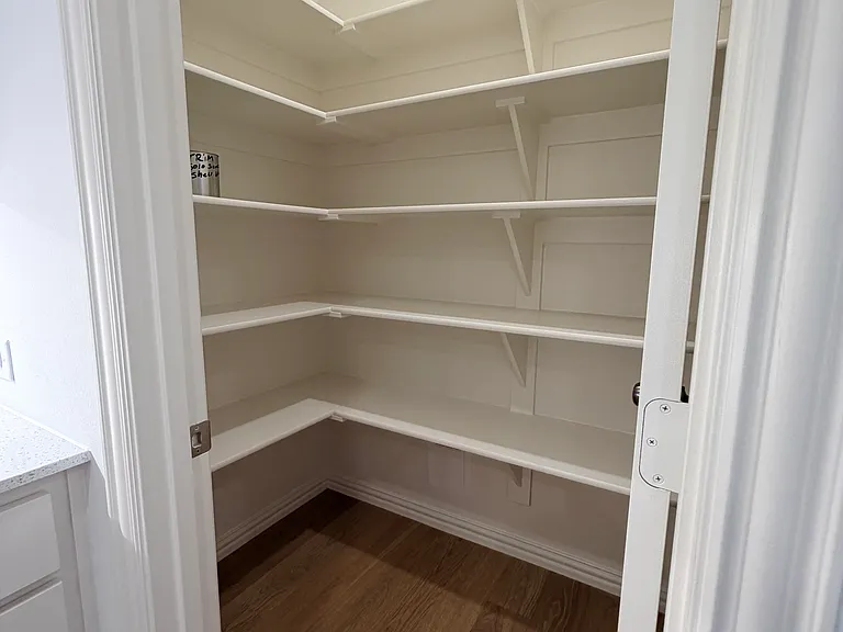 walk in pantry
