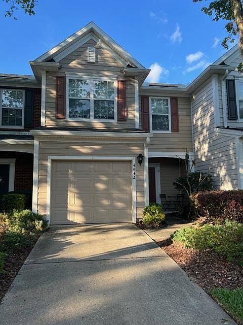 1st image of 4842 Parkhurst Pl