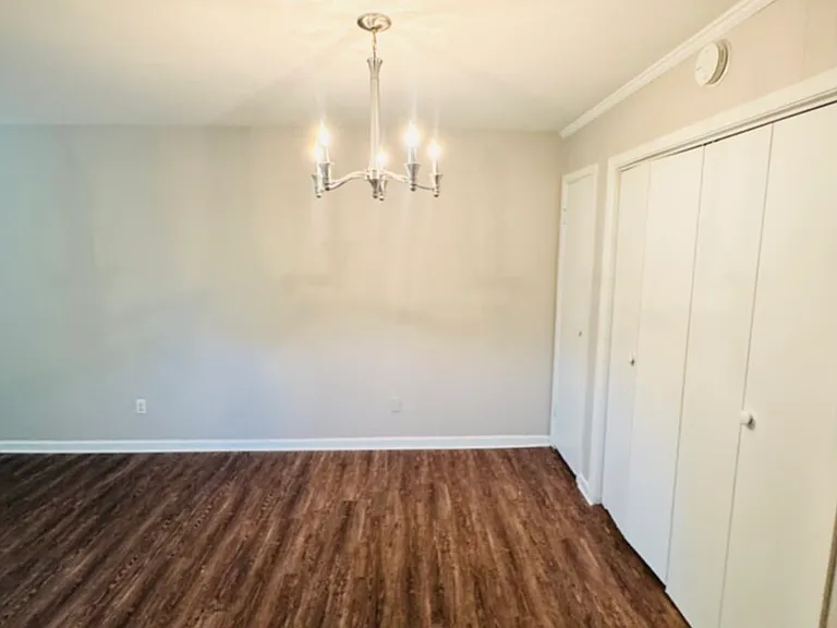 816 Lakeside Dr — Photo 11