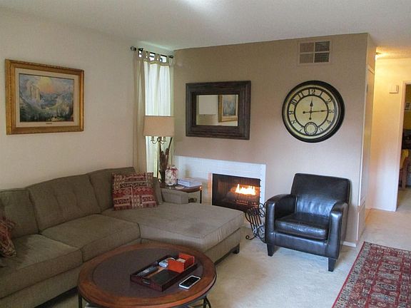 5th image of 2202 Woodside Ln Unit 3