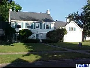 318 S State St photo 1