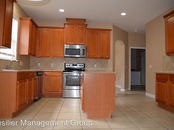 4th image of 9013 Flat Rock Ln