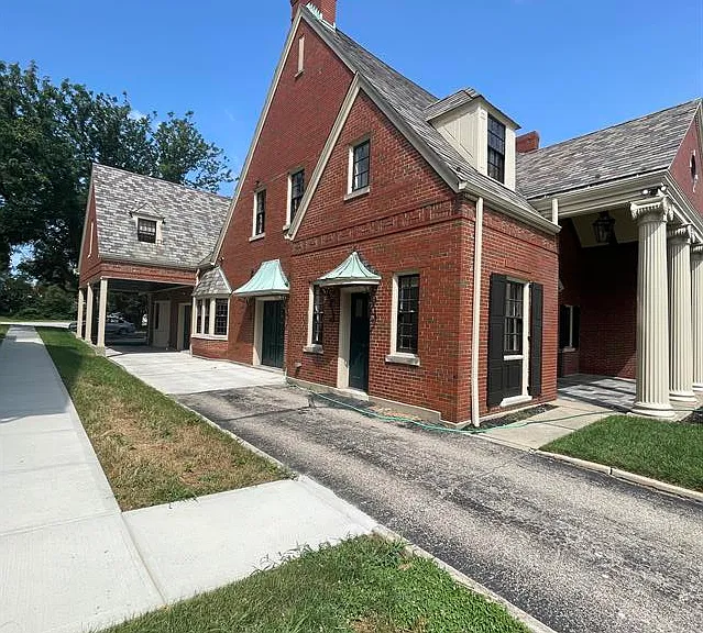 1005 Madison Ave — Photo 1