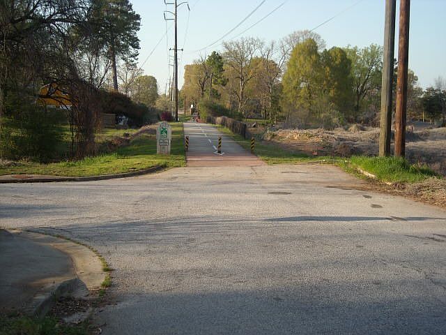 2nd image of 279 1st Ave