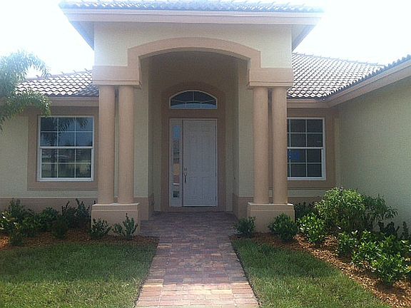 1250 SE Conference Circle