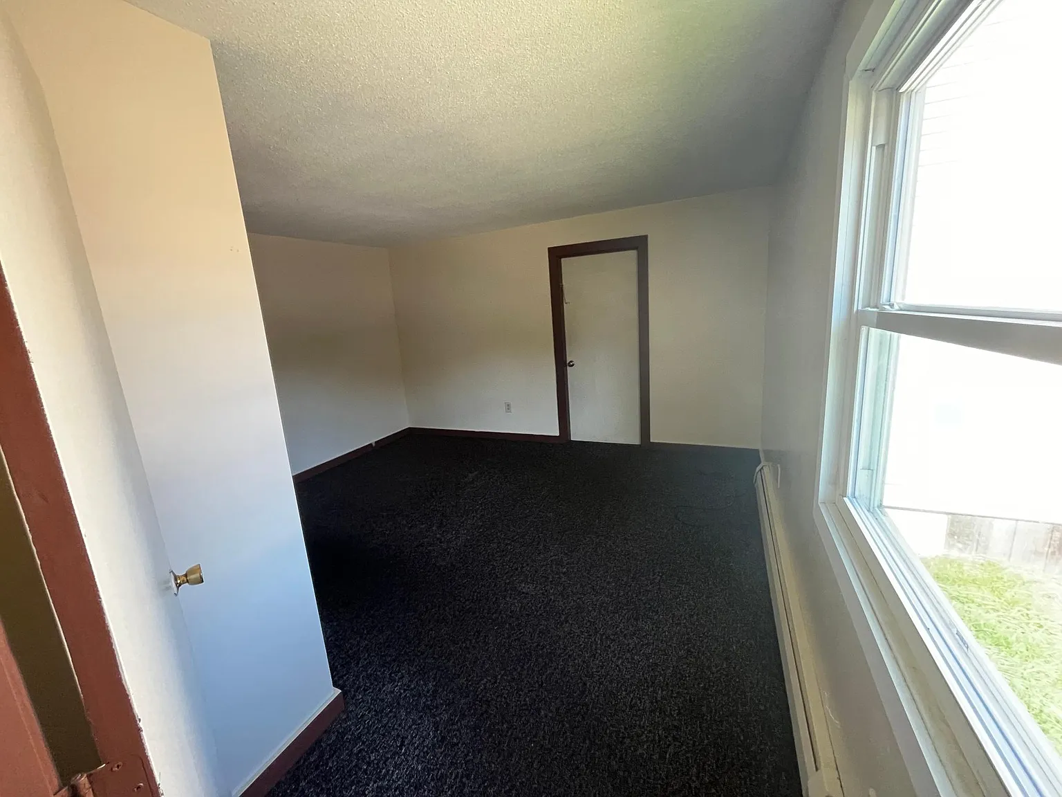 1 bed, 750 sqft, $1,250 — Photo 3
