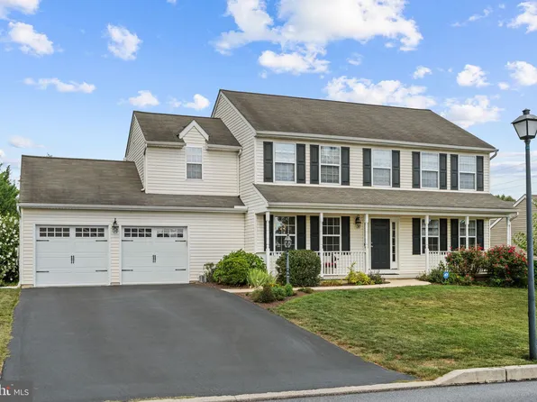 14 Abbey Ln, Annville, PA 17003