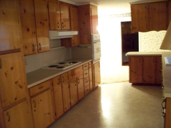 3rd image of 1079 Suncrest Orchard Rd
