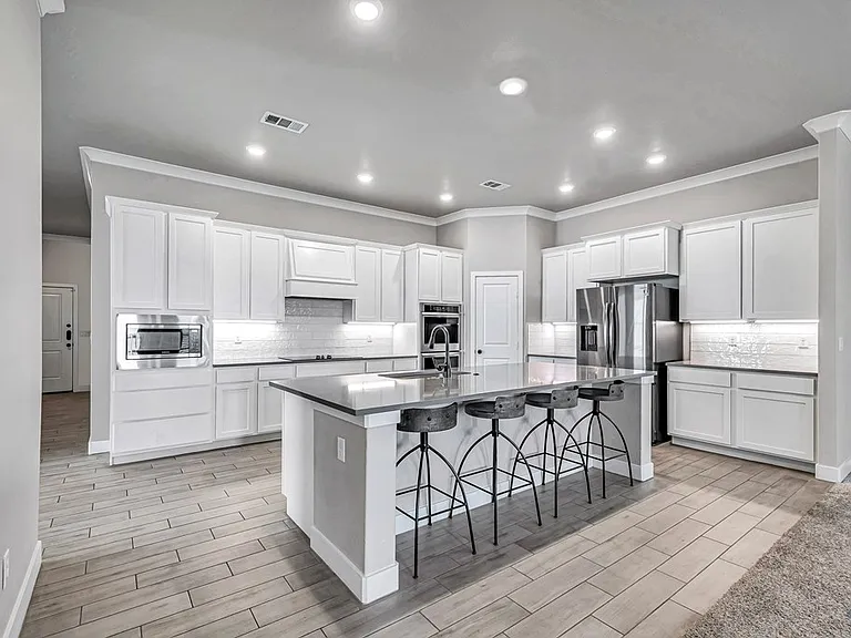 2405 Bastrop Ave — Photo 16