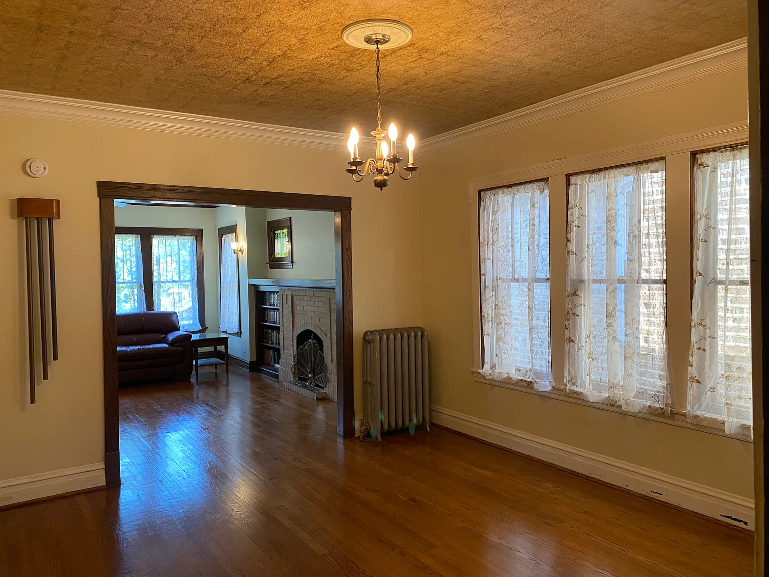 3 bed, 1203 sqft, $3,100 — Photo 4