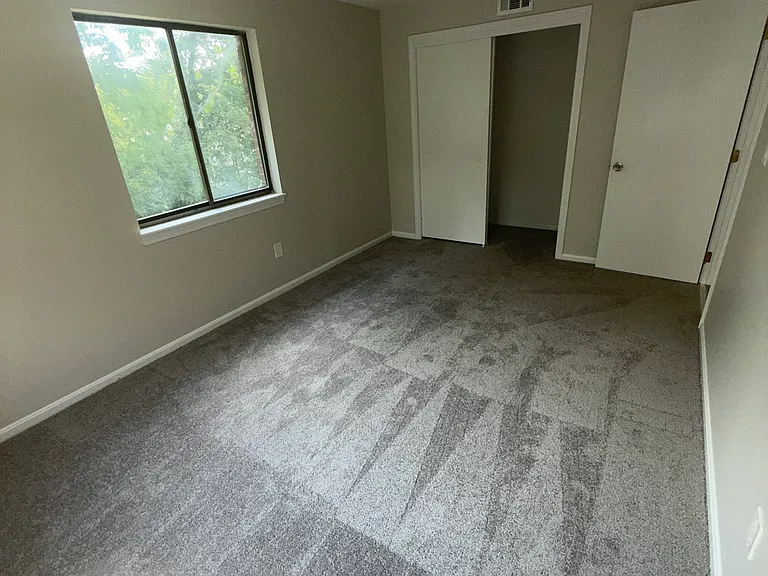 15 Veranda Rd #7 — Photo 8