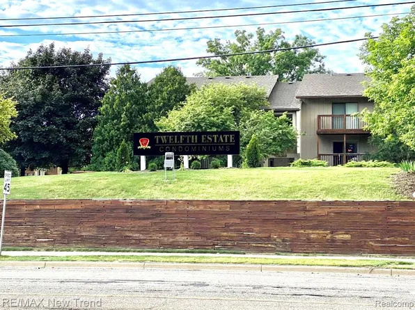 30052 W Twelve Mile Rd Unit 66, Farmington Hills, MI 48334