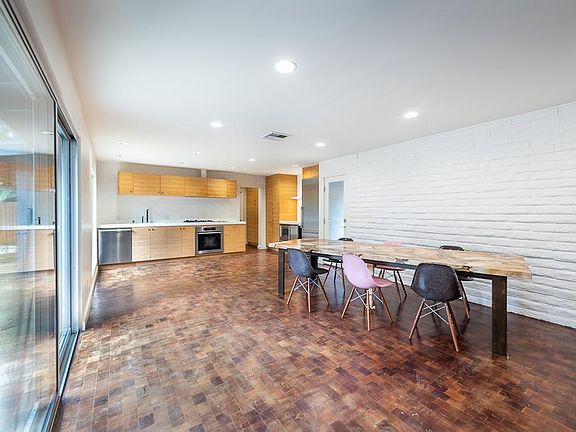 4th image of 12931 Valleyheart Dr