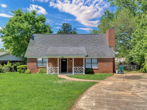 168 Cherokee Ave, Leesburg, GA 31763