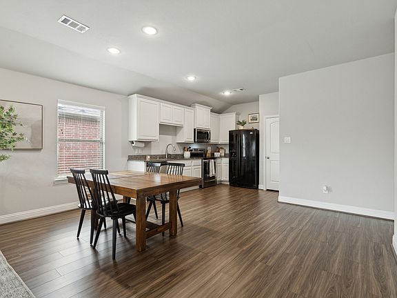 5th image of 1432 Warringwood Dr