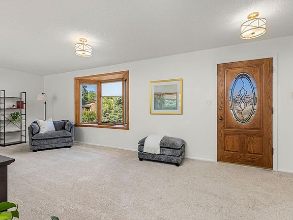 5th image of 3351 Apple Ave