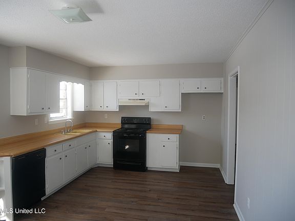 3rd image of 2635 Southbridge Dr