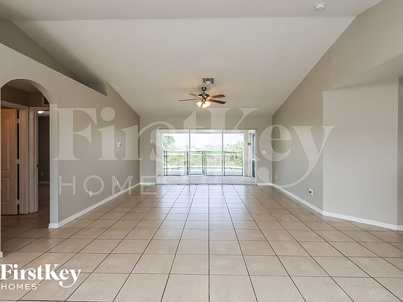 3rd image of 412 NW 23rd Ave