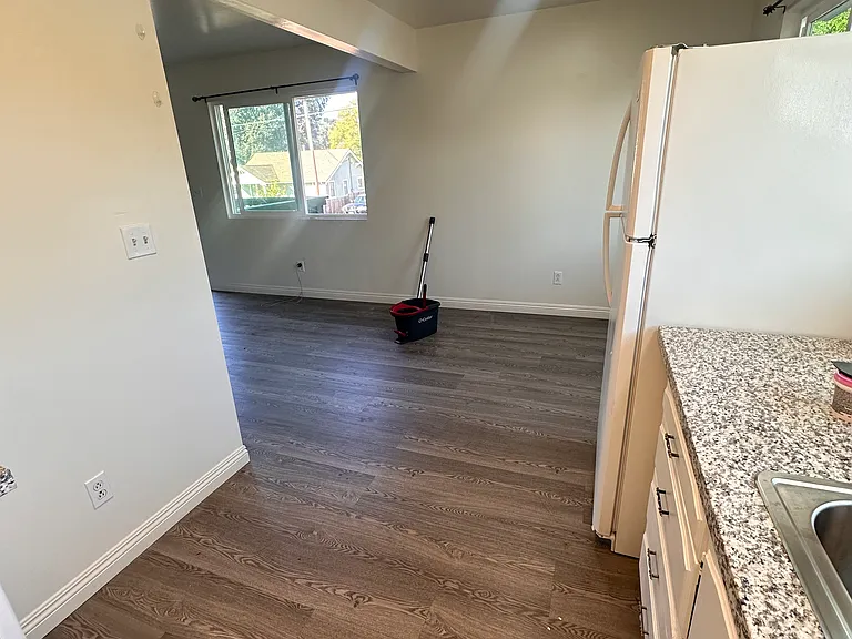 7830 Sinaloa Ave — Photo 5