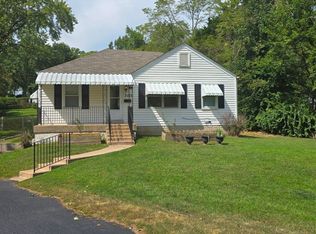 3513 Eastridge Ln, Saint Ann, MO 63074