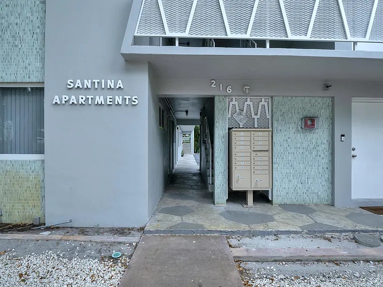 216 Calabria Ave #11 — Photo 15