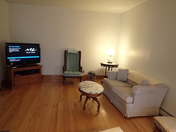 4th image of 635 E McLeod Ave