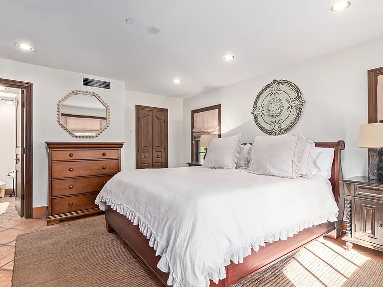 6708 E San Miguel Ave — Photo 28