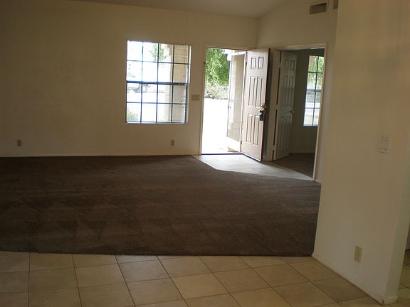4th image of 4901 E Gary St