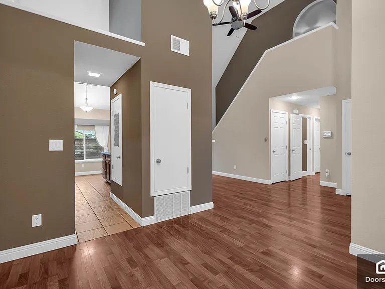 1714 Somerset Pl — Photo 13