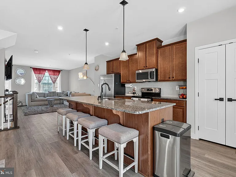 9599 Tall Oaks Rd — Photo 9