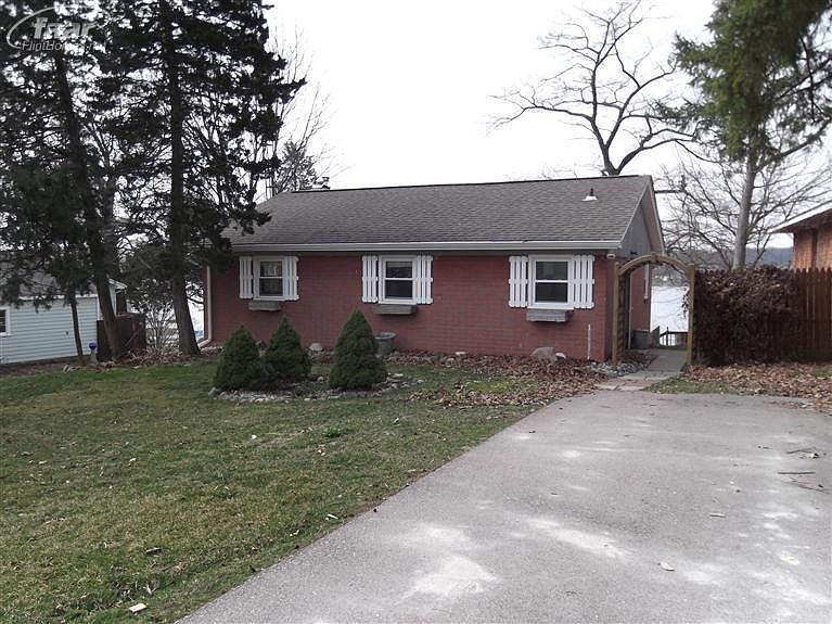 1st image of 4471 Harp Dr