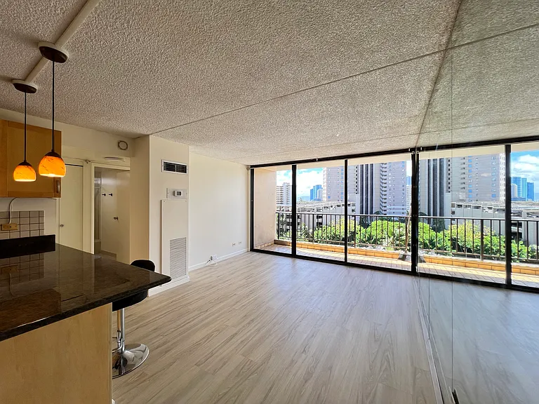 411 Hobron Ln #814 — Photo 7