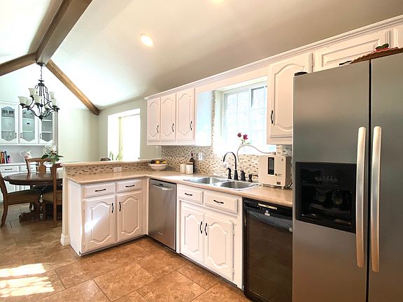 3rd image of 18712 Sagewood Dr