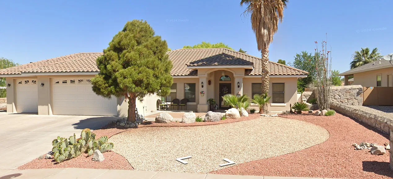 4 bed, 1941 sqft, $1,900 — Photo 1