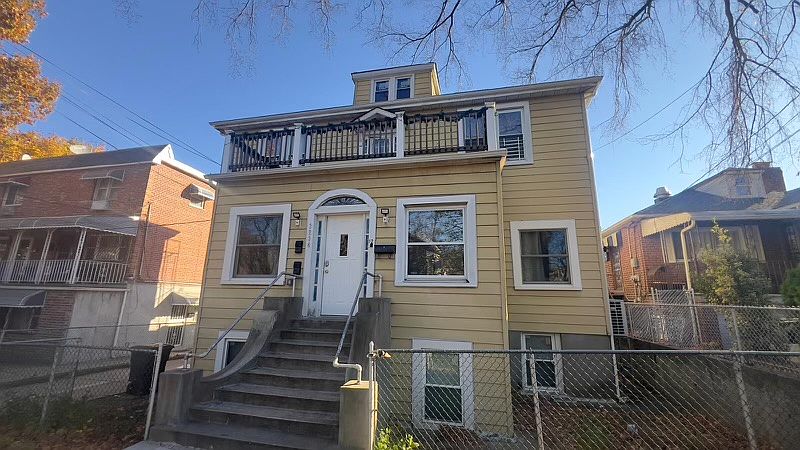 1st image of 3234 Paulding Ave Floor 2