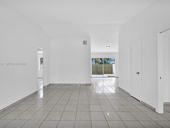 3rd image of 12438 SW 115th Ter