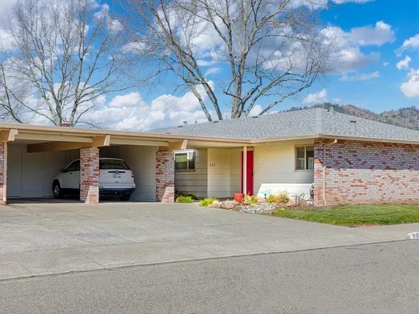 327 Pythian Road, Santa Rosa, CA 95409