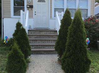 20 Van Dorn St, Keyport, NJ 07735