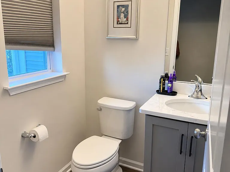 16 Theater Dr — Photo 15