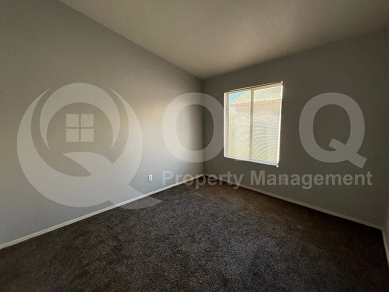11420 W Sheridan St — Photo 15