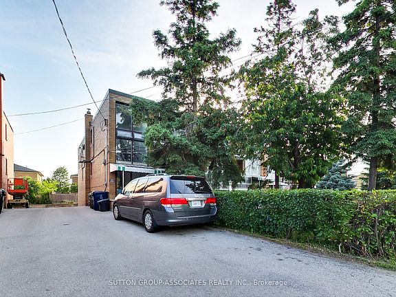 3rd image of 241 Pannahill Rd