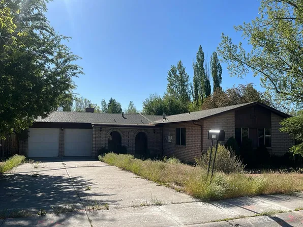 1220 N Aztec St, Flagstaff, AZ 86001
