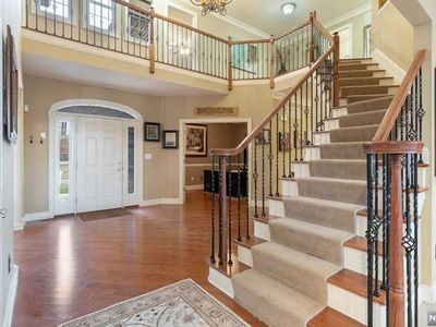 24 Lonergan Ln, West Orange, NJ, 07052