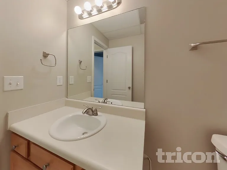 8870 Mae Ct — Photo 15