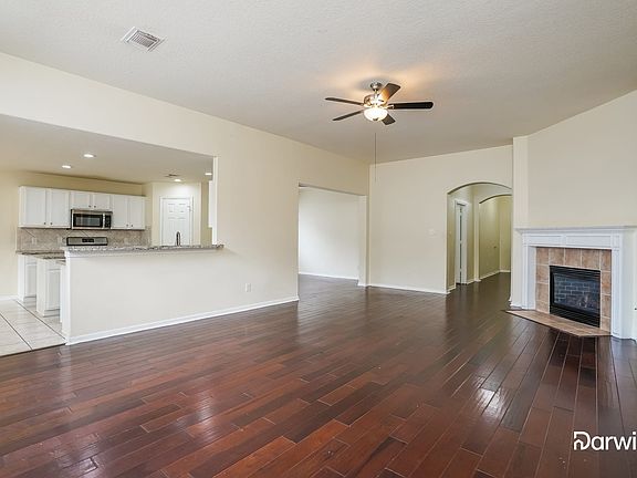 4th image of 3614 Winstrome Ct