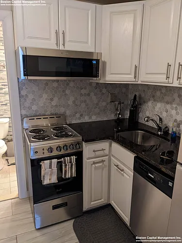 230 Beacon St #B-1 Photo 1