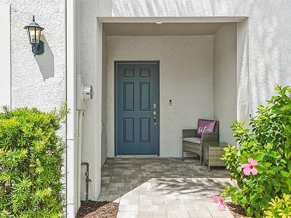 3rd image of 15229 Wildflower CIR
