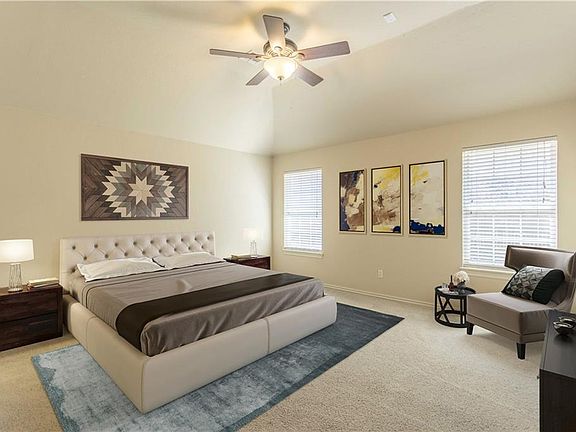 3rd image of 15924 Loutain Ct